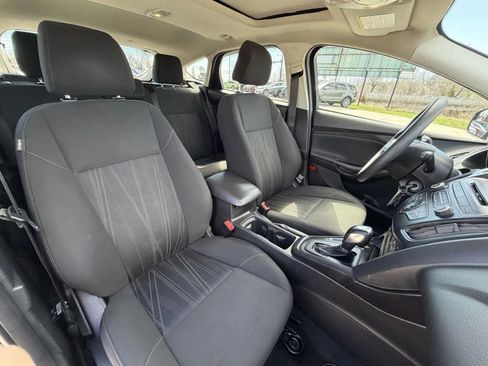 Used 2016 Ford Focus SE image 14