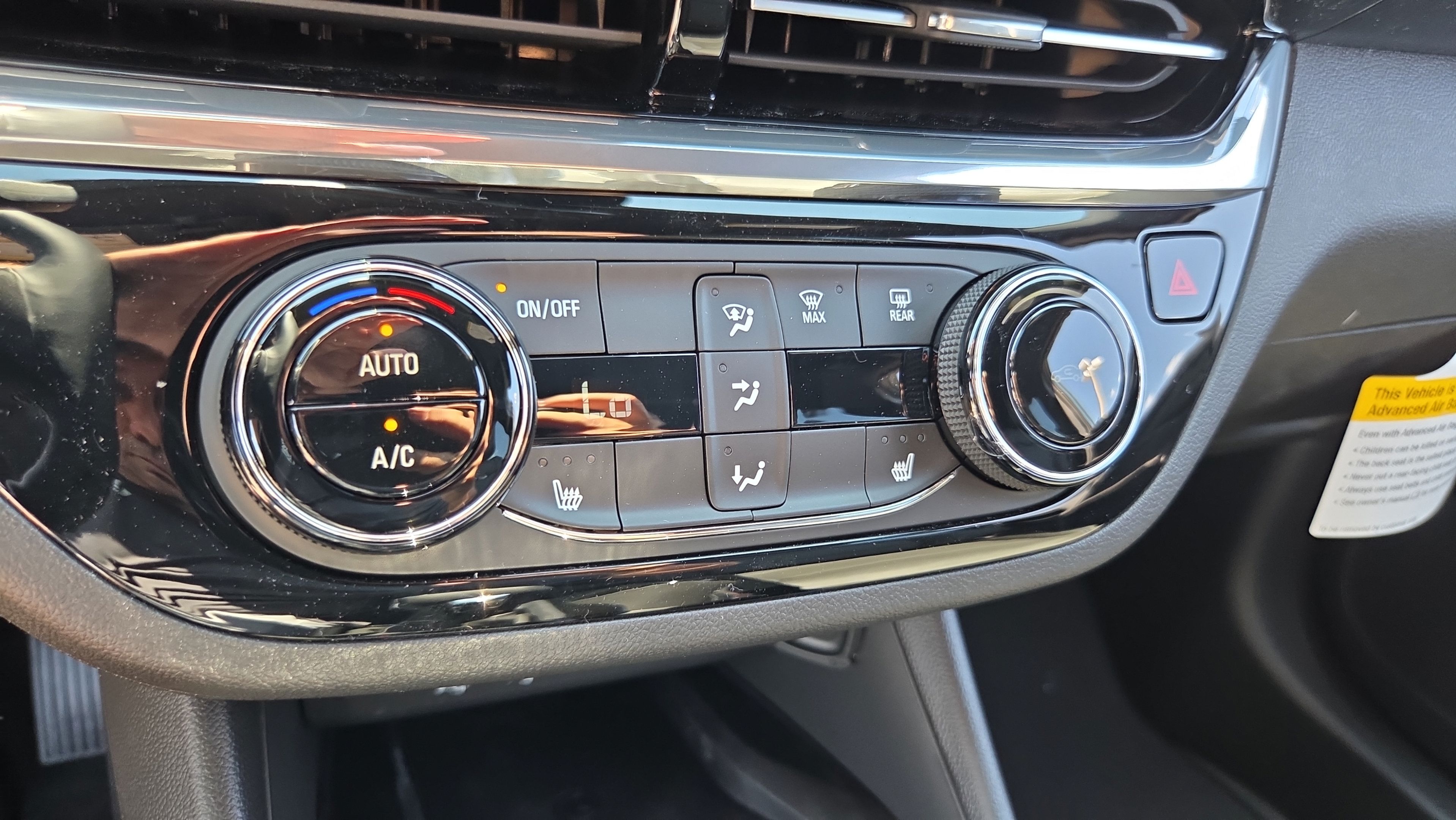 New 2026 Buick Envista Sport Touring w/ Convenience I Package FWD image 21