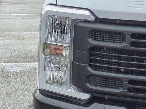 New 2026 Ford F250 XL image 10