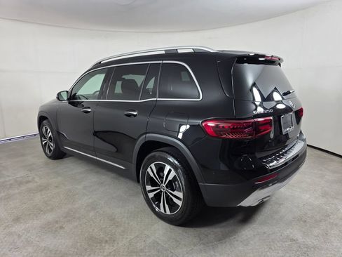 Certified 2025 Mercedes-Benz GLB 250 image 6
