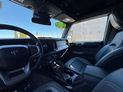 Used 2023 Ford Bronco Outer Banks AWD/4WD image 22