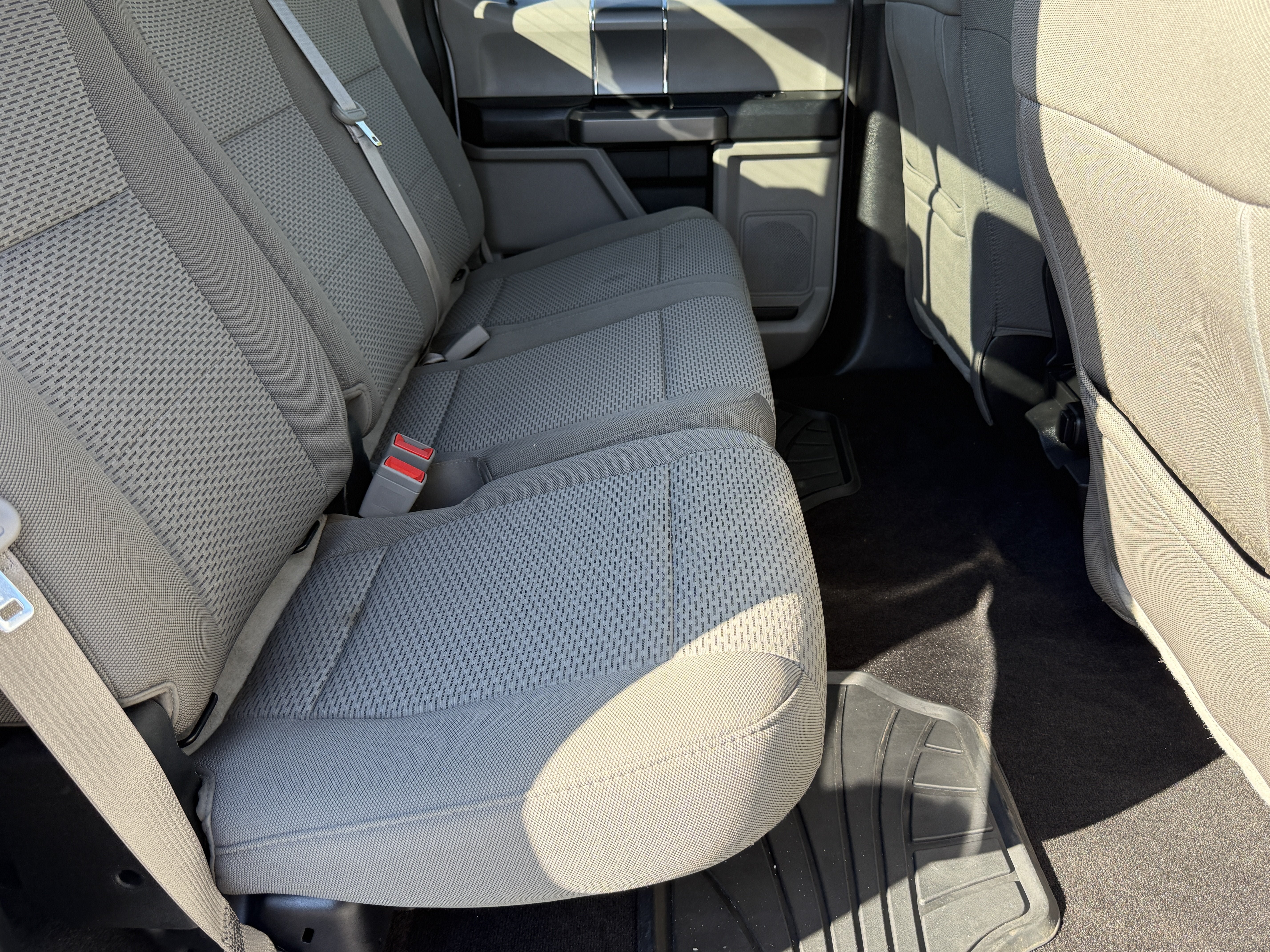 Used 2018 Ford F150 XLT w/ Equipment Group 302A Luxury AWD/4WD image 15