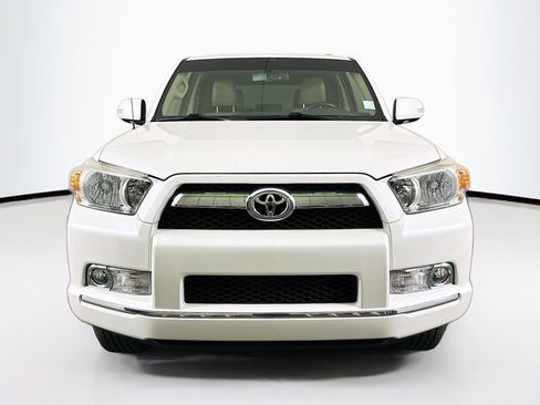 Used 2013 Toyota 4Runner Limited image 2