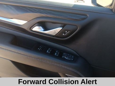 Used 2023 GMC Yukon Denali image 15