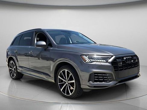 Used 2023 Audi Q7 3.0T Premium Plus w/ Premium Plus Package AWD/4WD image 9