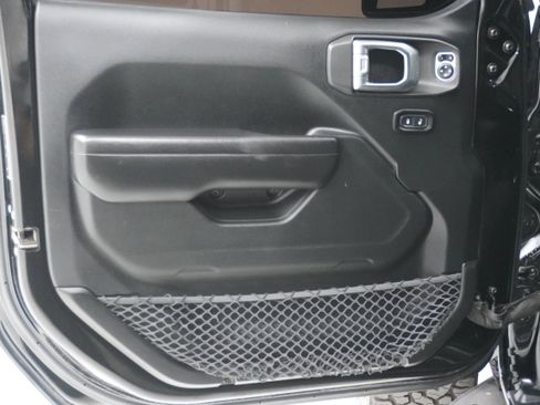 Used 2018 Jeep Wrangler Unlimited Rubicon image 13