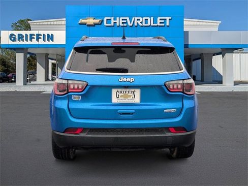 Used 2022 Jeep Compass Latitude w/ Sun and Sound Group image 8