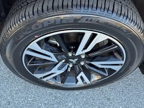 Used 2024 Mitsubishi Eclipse Cross SE image 11