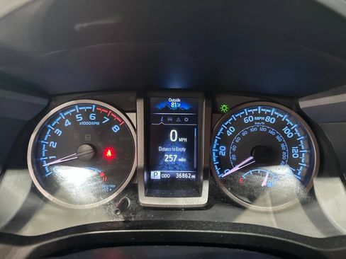Certified 2021 Toyota Tacoma TRD Sport AWD/4WD image 9