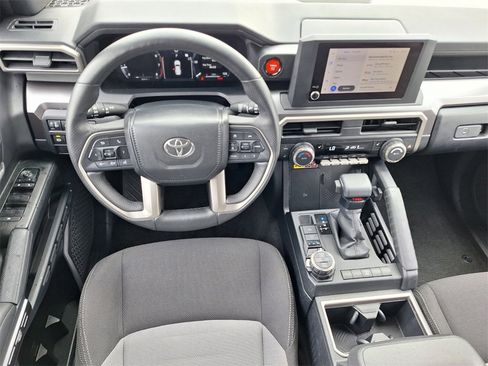 Used 2025 Toyota 4Runner TRD Off-Road image 9