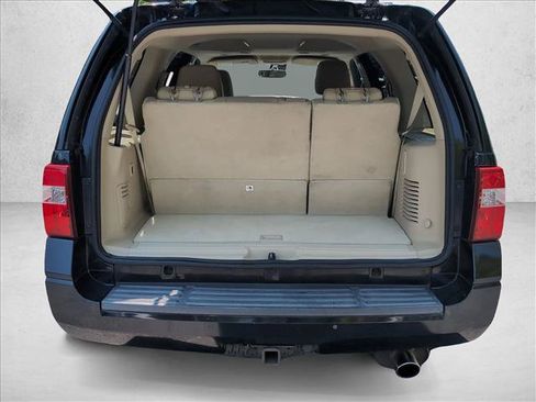 Used 2016 Ford Expedition Limited w/ Equipment Group 301A RWD image 7