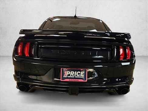 Used 2022 Ford Mustang GT w/ Equipment Group 301A RWD image 6