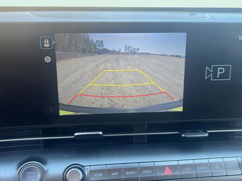 Certified 2024 Hyundai Kona SEL w/ Convenience Package image 15