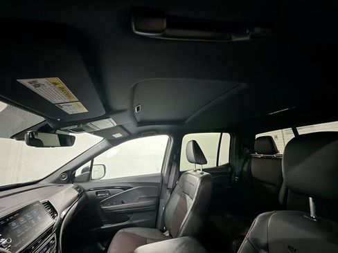Used 2024 Honda Ridgeline Black Edition image 19