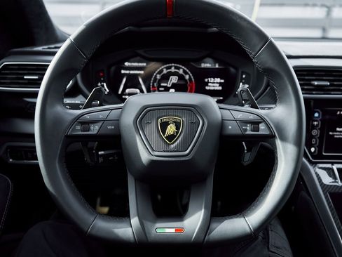Used 2024 Lamborghini Urus Performante image 60
