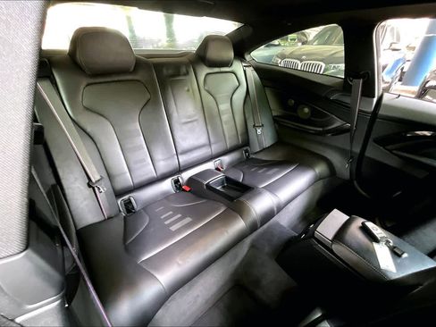 Used 2020 BMW M4 Coupe w/ Competition Package RWD image 20