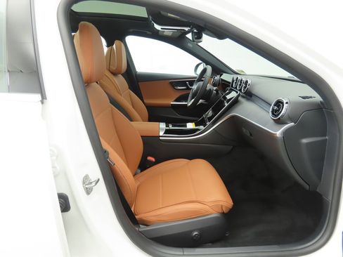 Certified 2025 Mercedes-Benz C 300 Sedan image 21