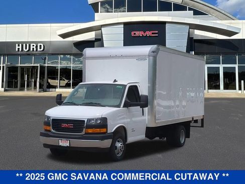 New 2025 GMC Savana 4500 w/ Power Convenience Package RWD image 9