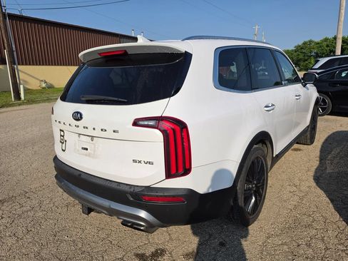 Used 2021 Kia Telluride SX w/ Towing Package FWD image 2