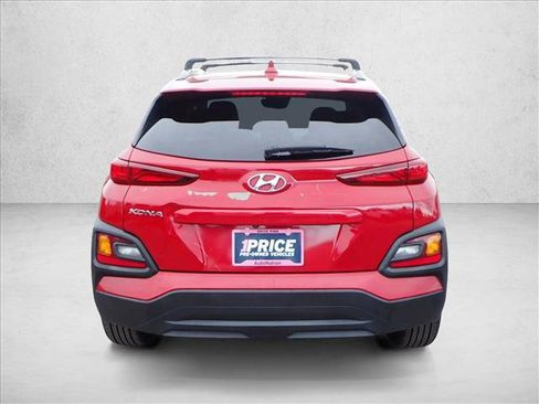 Used 2021 Hyundai Kona SEL Plus image 3