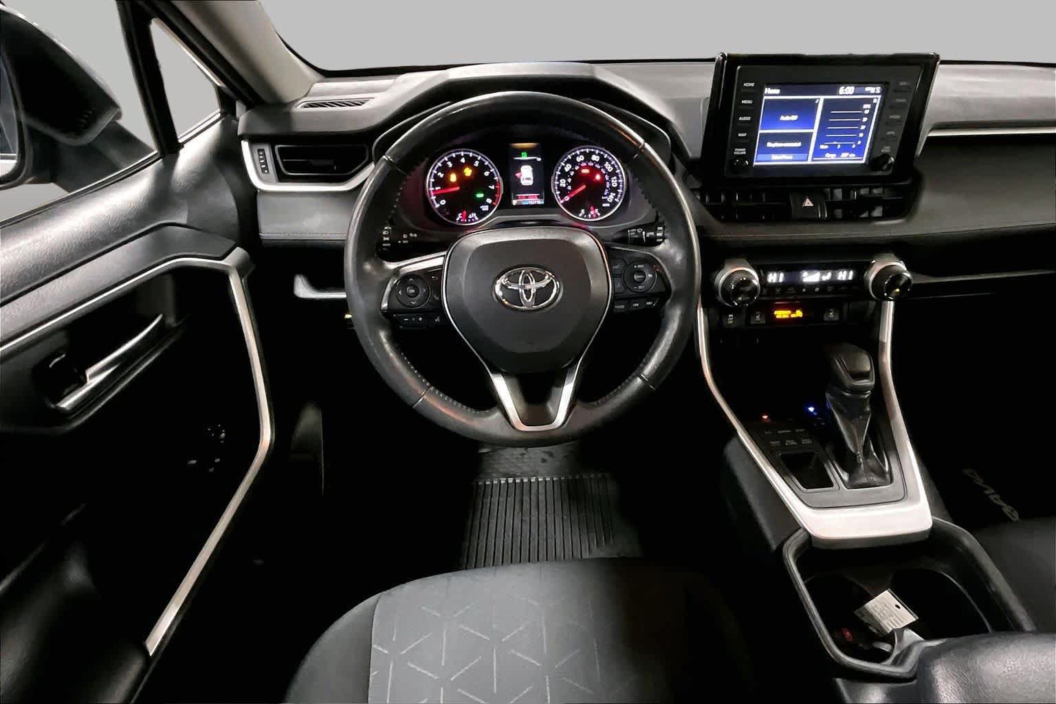 Used 2019 Toyota RAV4 XLE w/ Convenience Package AWD/4WD image 6