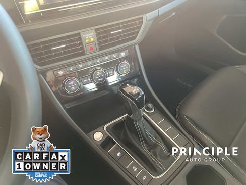 Certified 2023 Volkswagen Jetta SE image 23