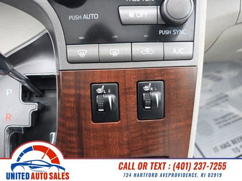 Used 2012 Toyota Venza Limited image 21