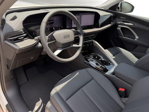 New 2026 Audi Q5 Premium AWD/4WD image 4