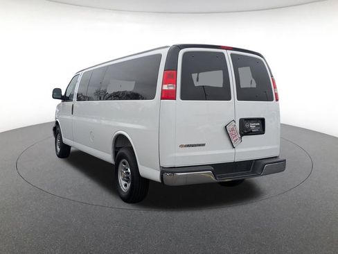 Used 2025 Chevrolet Express 3500 LT w/ LT Preferred Equipment Group image 7