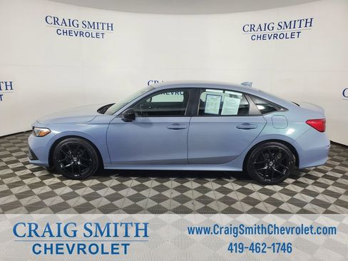 Used 2024 Honda Civic Sport image 2