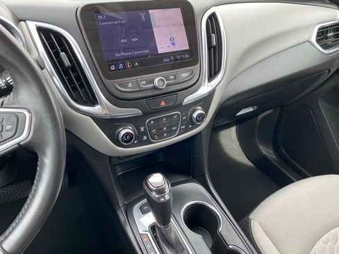 Used 2019 Chevrolet Equinox LT w/ Sun & Navigation Package image 15