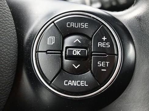 Used 2020 Kia Soul GT-Line FWD image 23