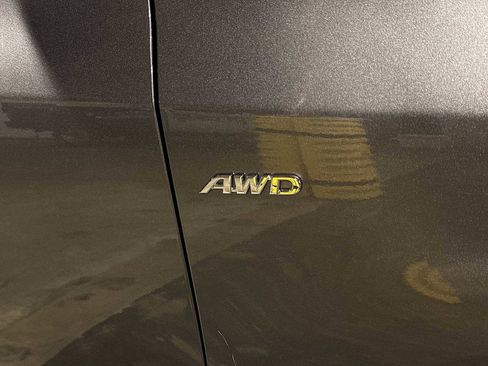 Used 2020 Toyota Sienna LE w/ LE Preferred Package AWD/4WD image 28