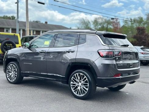 Used 2022 Jeep Compass Limited w/ Elite Group AWD/4WD image 5