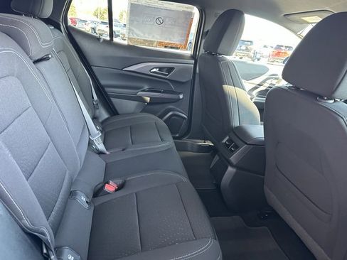 Certified 2025 Chevrolet Equinox EV LT w/ Comfort Package image 17