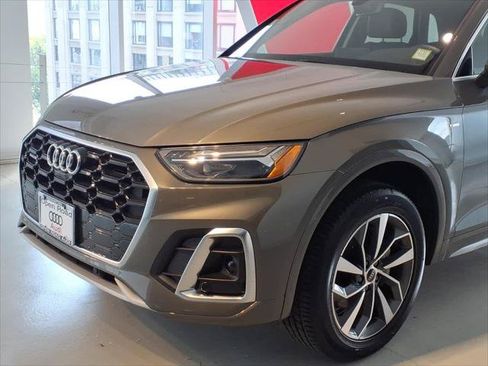 Certified 2024 Audi Q5 2.0T Premium Plus w/ Premium Plus Package AWD/4WD image 7