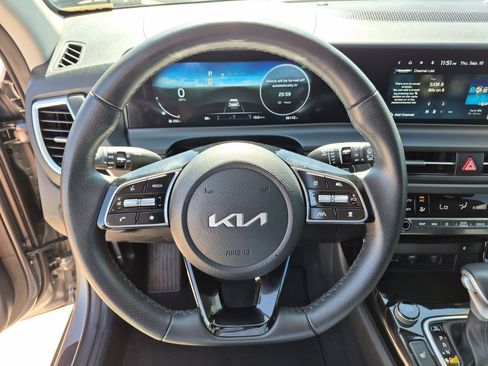 Certified 2024 Kia Seltos SX AWD/4WD image 15