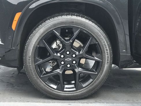 Used 2024 Chevrolet Traverse RS w/ LPO, Floor Liner Package image 36