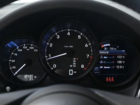Certified 2023 Porsche Macan AWD/4WD image 13