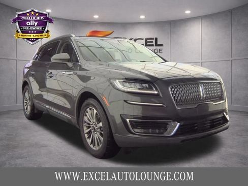 Used 2019 Lincoln Nautilus Select FWD image 9