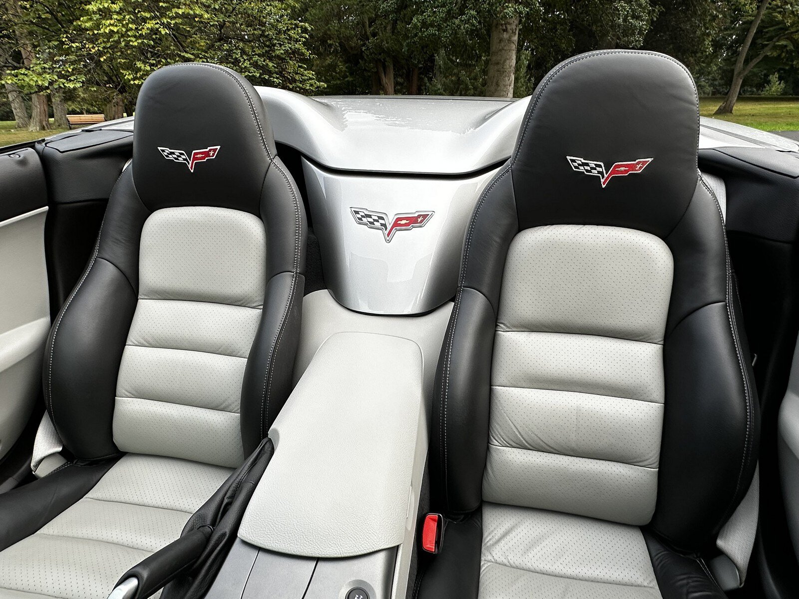 Used 2007 Chevrolet Corvette Convertible w/ Preferred Equipment Group RWD image 17