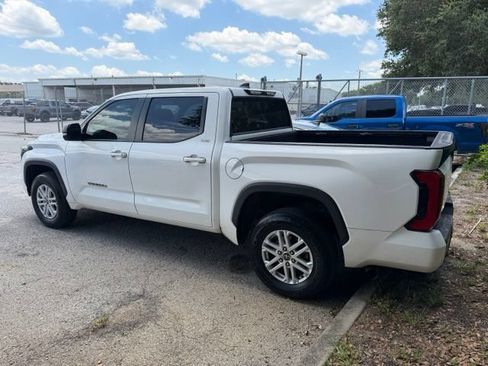 Used 2024 Toyota Tundra SR5 w/ SR5 Premium Package AWD/4WD image 9