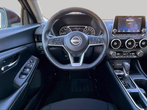 Used 2025 Nissan Sentra SV w/ All-Weather Package FWD image 5