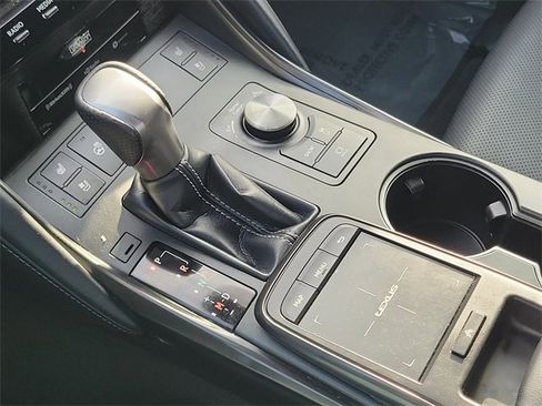 Used 2023 Lexus IS 500 image 15