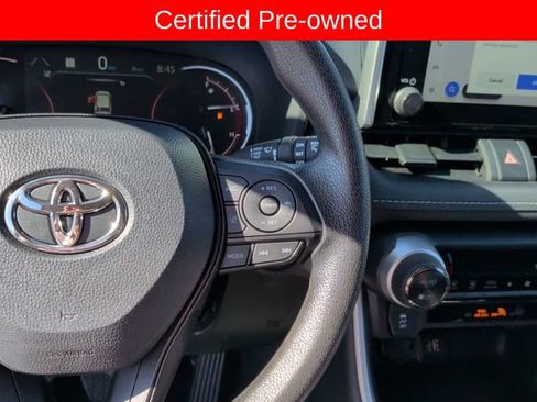Certified 2025 Toyota RAV4 XLE AWD/4WD image 17