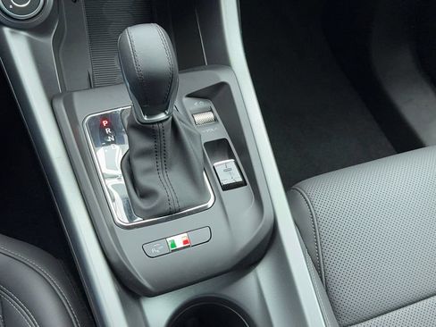 New 2025 Alfa Romeo Tonale w/ Premium Package AWD/4WD image 30