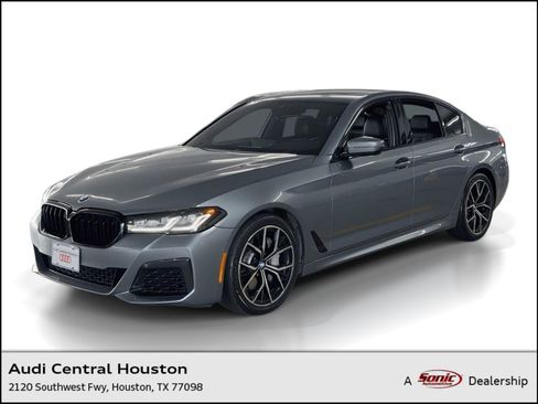Used 2022 BMW 540i w/ M Sport Package image 1