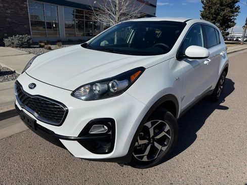 Used 2020 Kia Sportage LX image 1