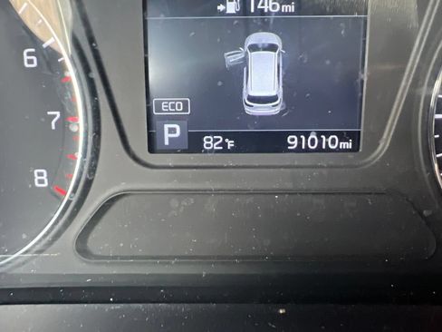 Used 2019 Kia Sorento AWD V6 image 13