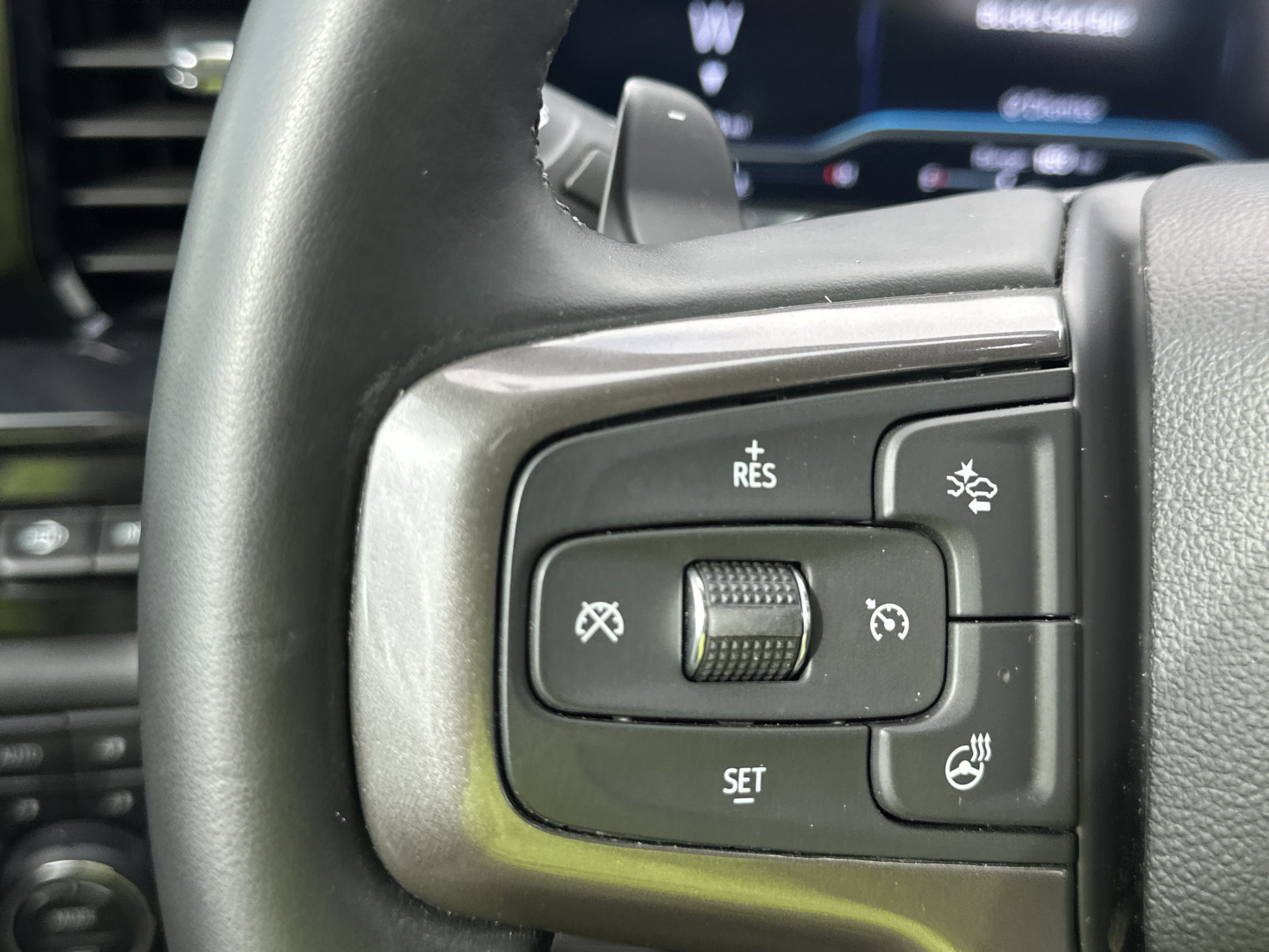 Certified 2024 Chevrolet Silverado 1500 ZR2 w/ Technology Package AWD/4WD image 25